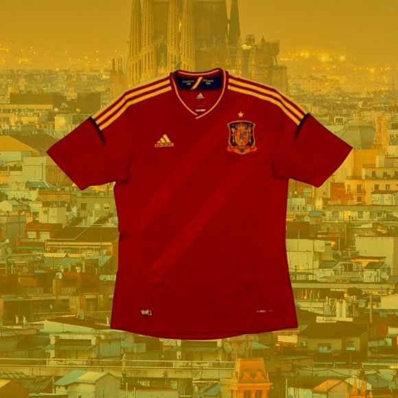 SPAIN  ||  2008  ||  XL - Picture 1 of 2